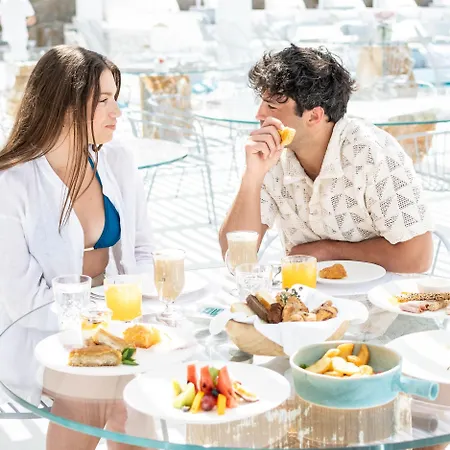 Mykonos Bay & 4*
